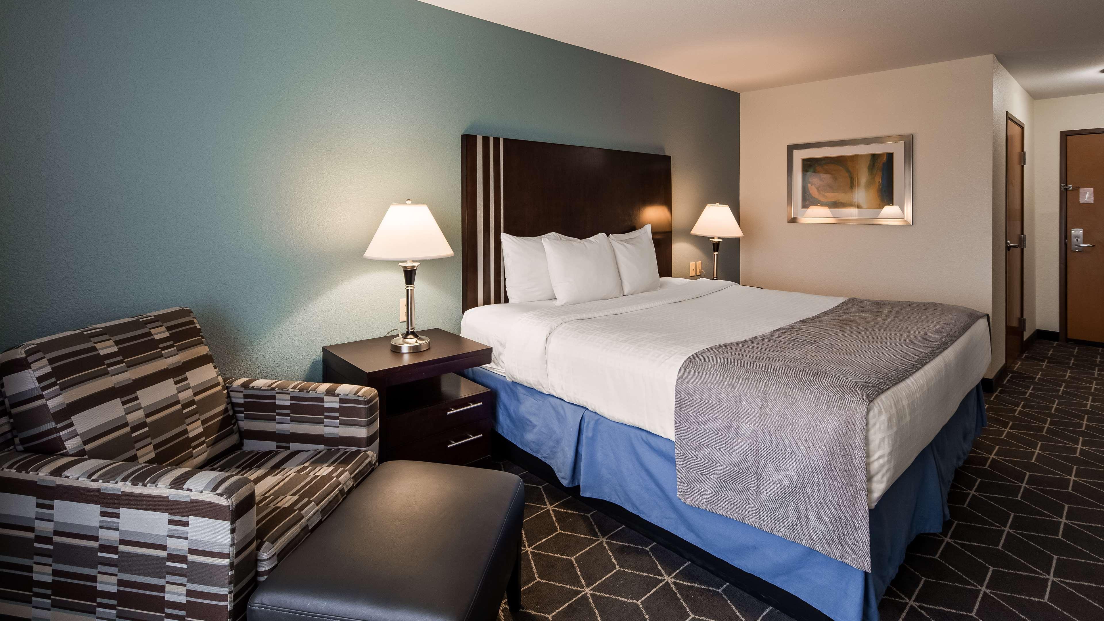 Rodeway Inn 4*