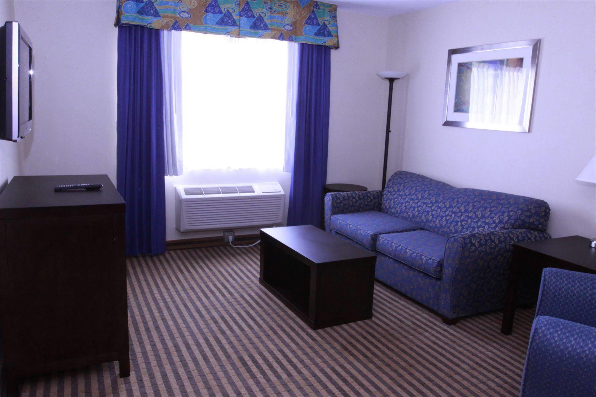 Inn Rodeway 4*